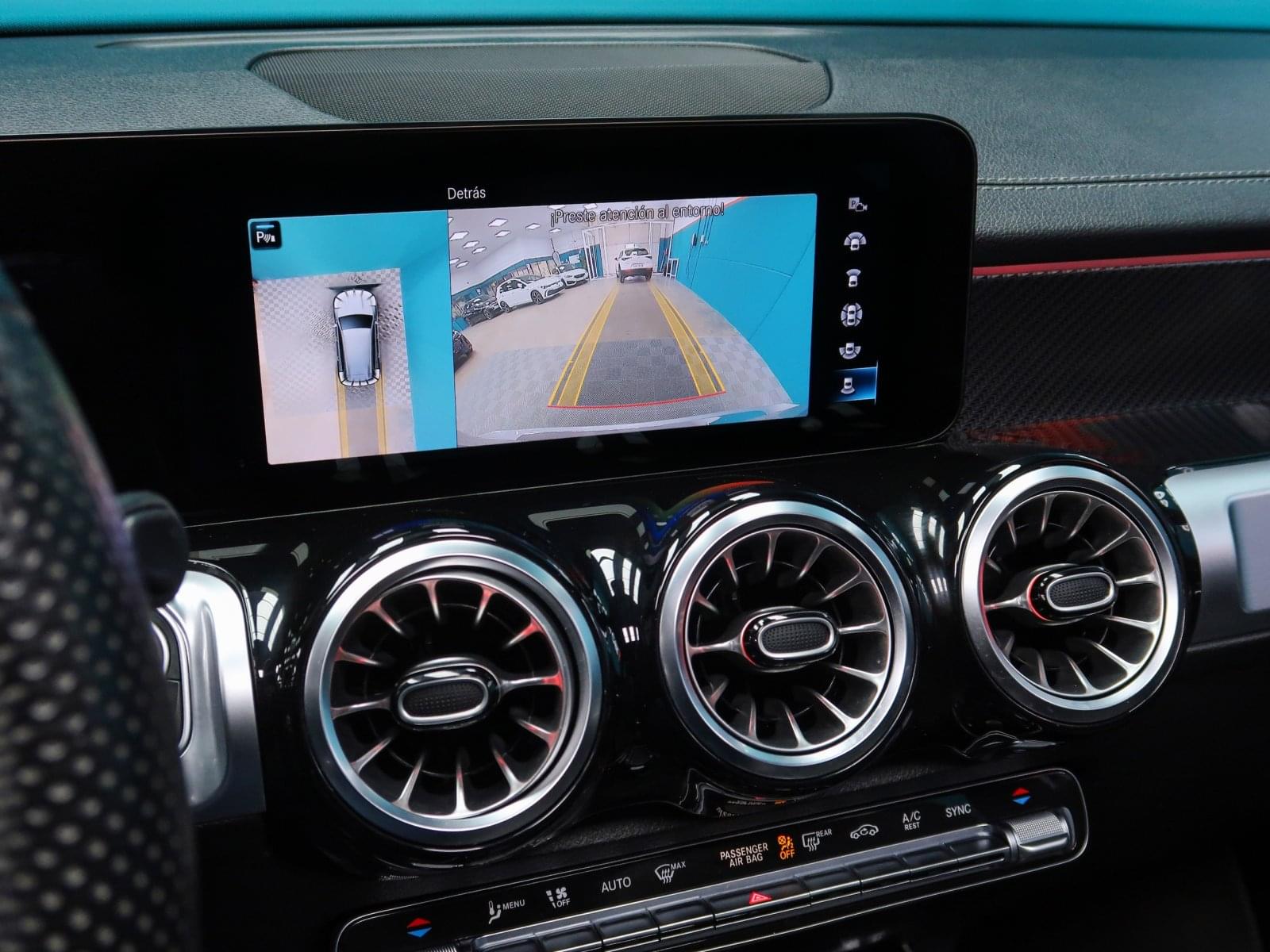 MERCEDES-BENZ GLB 200 D 4MATIC DCT 150CV PACK AMG 38