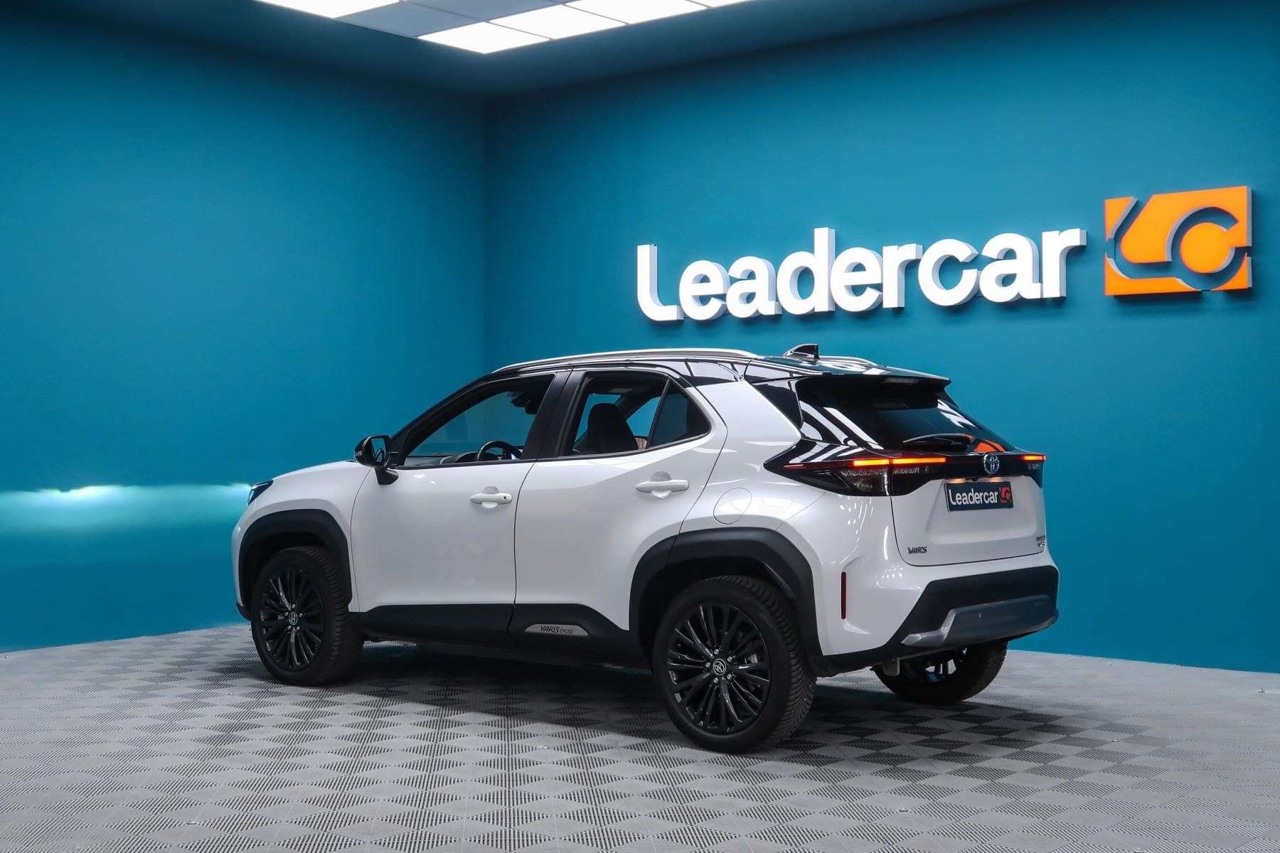 TOYOTA YARIS YARIS CROSS ADVENTURE 1.5 120H 116CV 13 