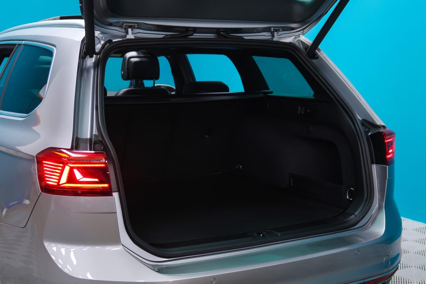 VOLKSWAGEN PASSAT R-LINE 2.0 TDI 190CV DSG VARIANT 20 