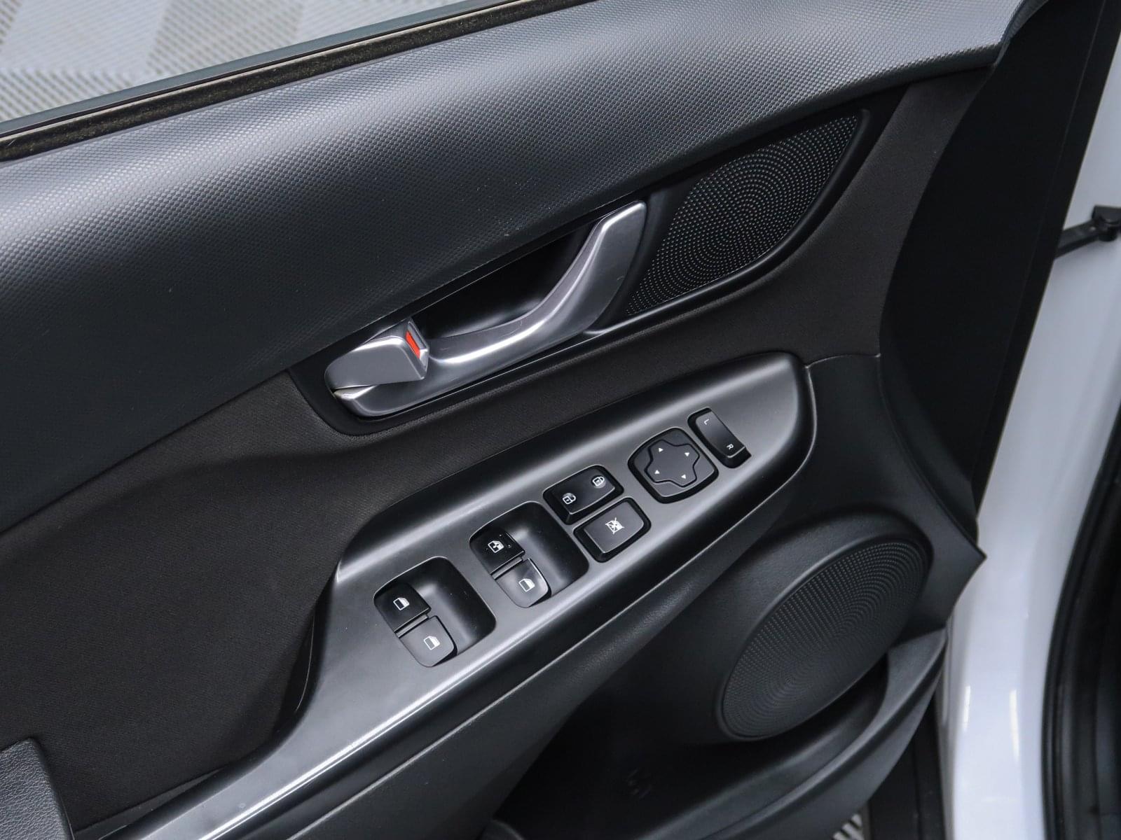 HYUNDAI KONA 1.6 GDI HEV MAXX DCT 105CV 28