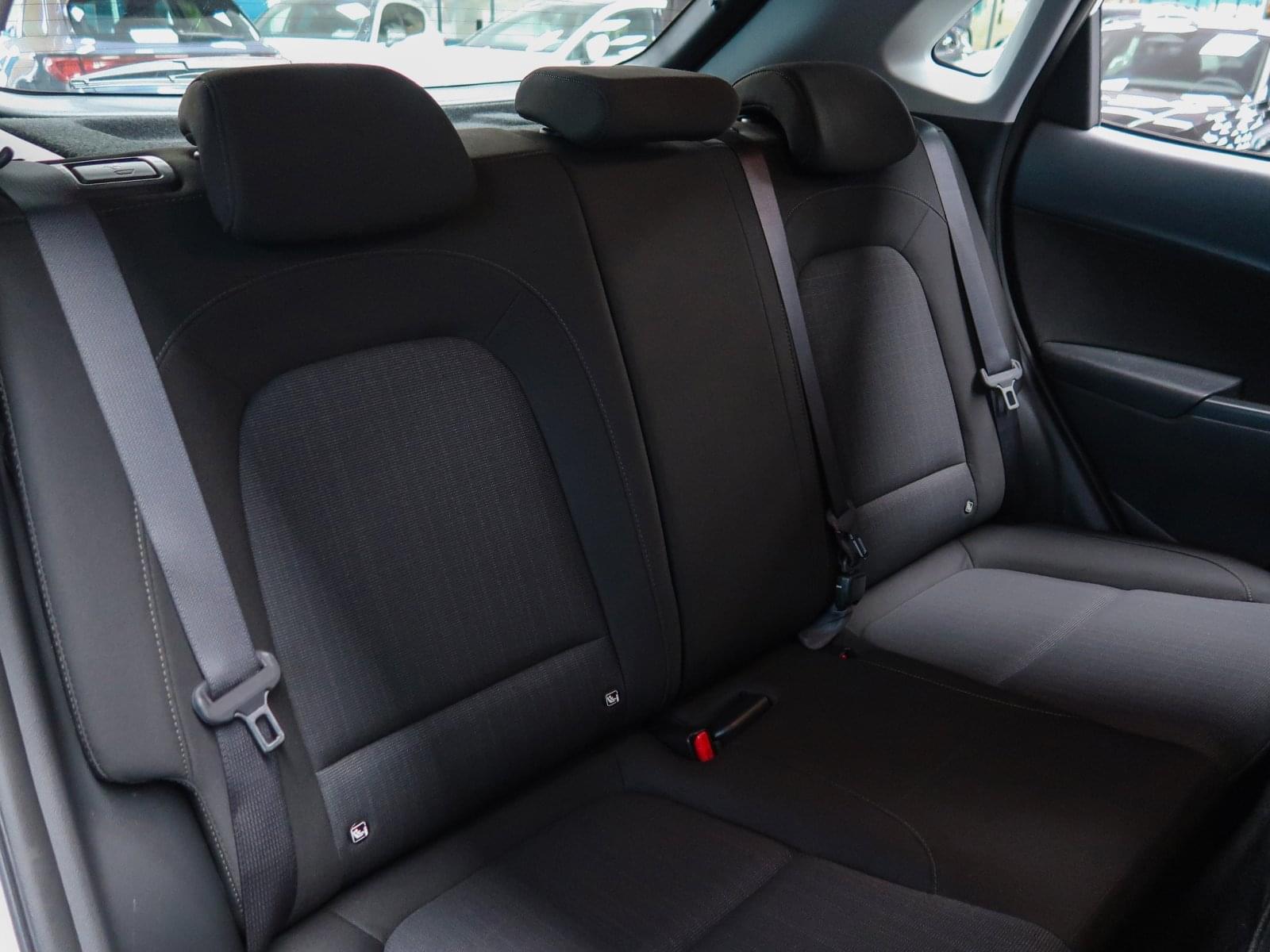 HYUNDAI KONA 1.6 GDI HEV MAXX DCT 105CV 23