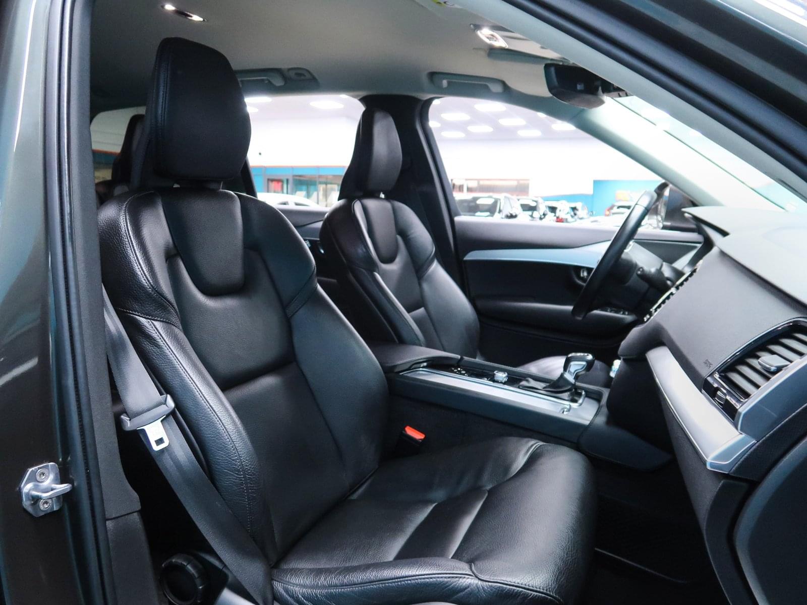 VOLVO XC90 2.0 D5 AWD MOMENTUM AUTO 235CV 30 