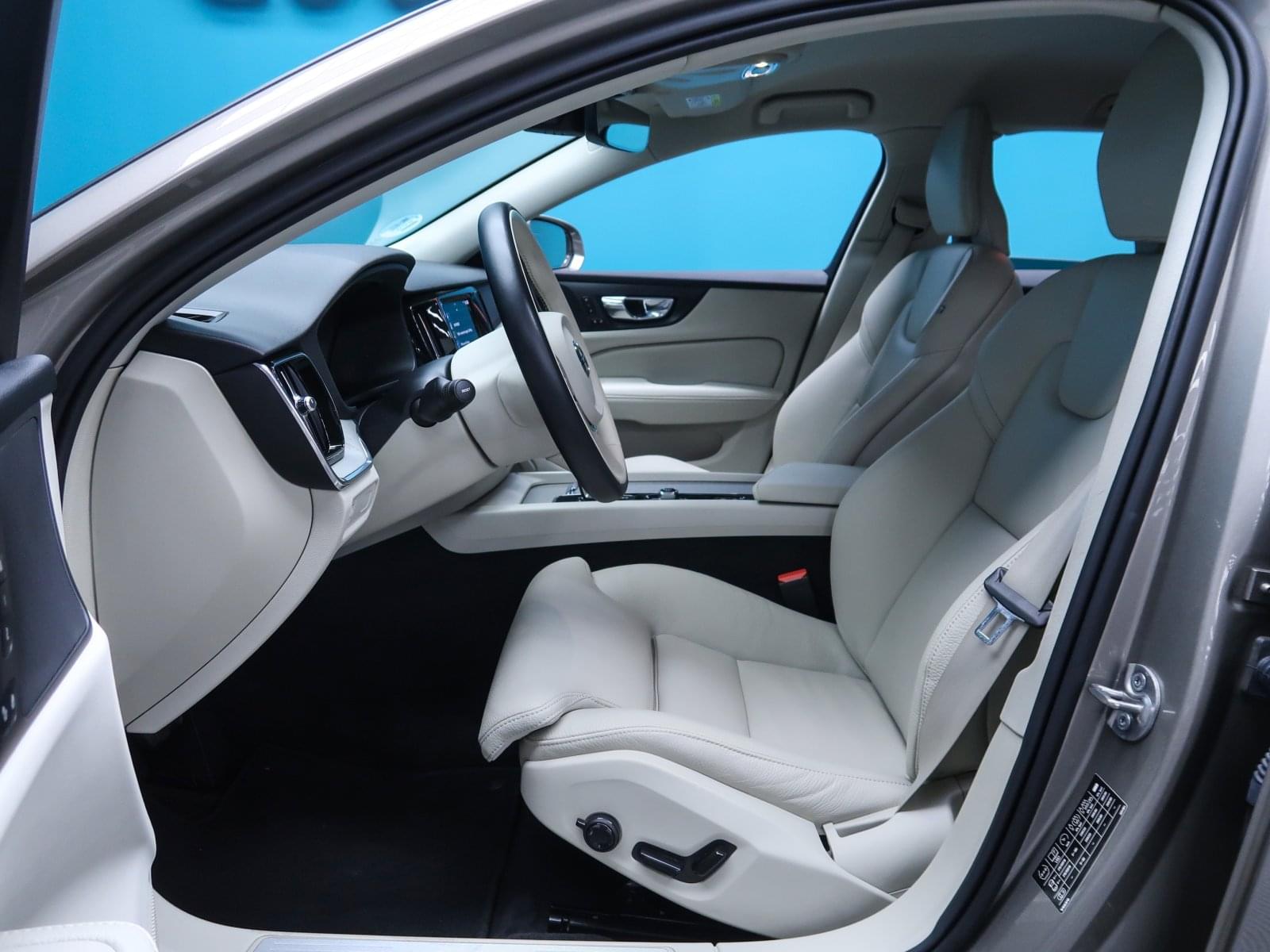 VOLVO V60 CROSS COUNTRY 2.0 B4 D AWD CROSS COUNTRY 197CV 25 