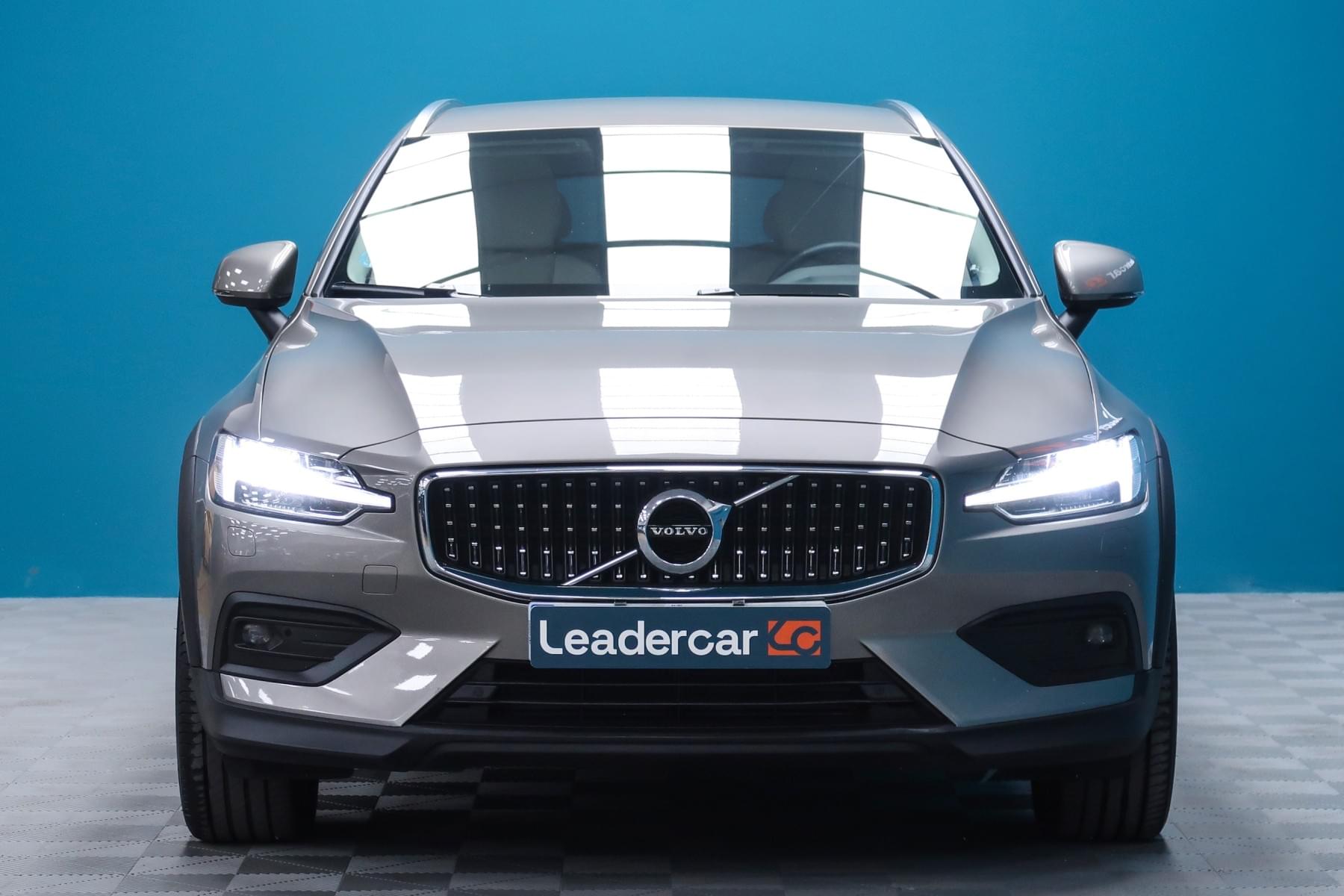 VOLVO V60 CROSS COUNTRY 2.0 B4 D AWD CROSS COUNTRY 197CV 4 