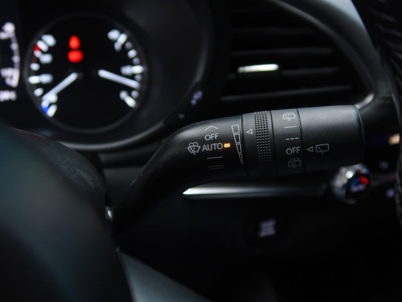 MAZDA MAZDA 3 e SKYACTIVE G 122CV ZENITH 35 