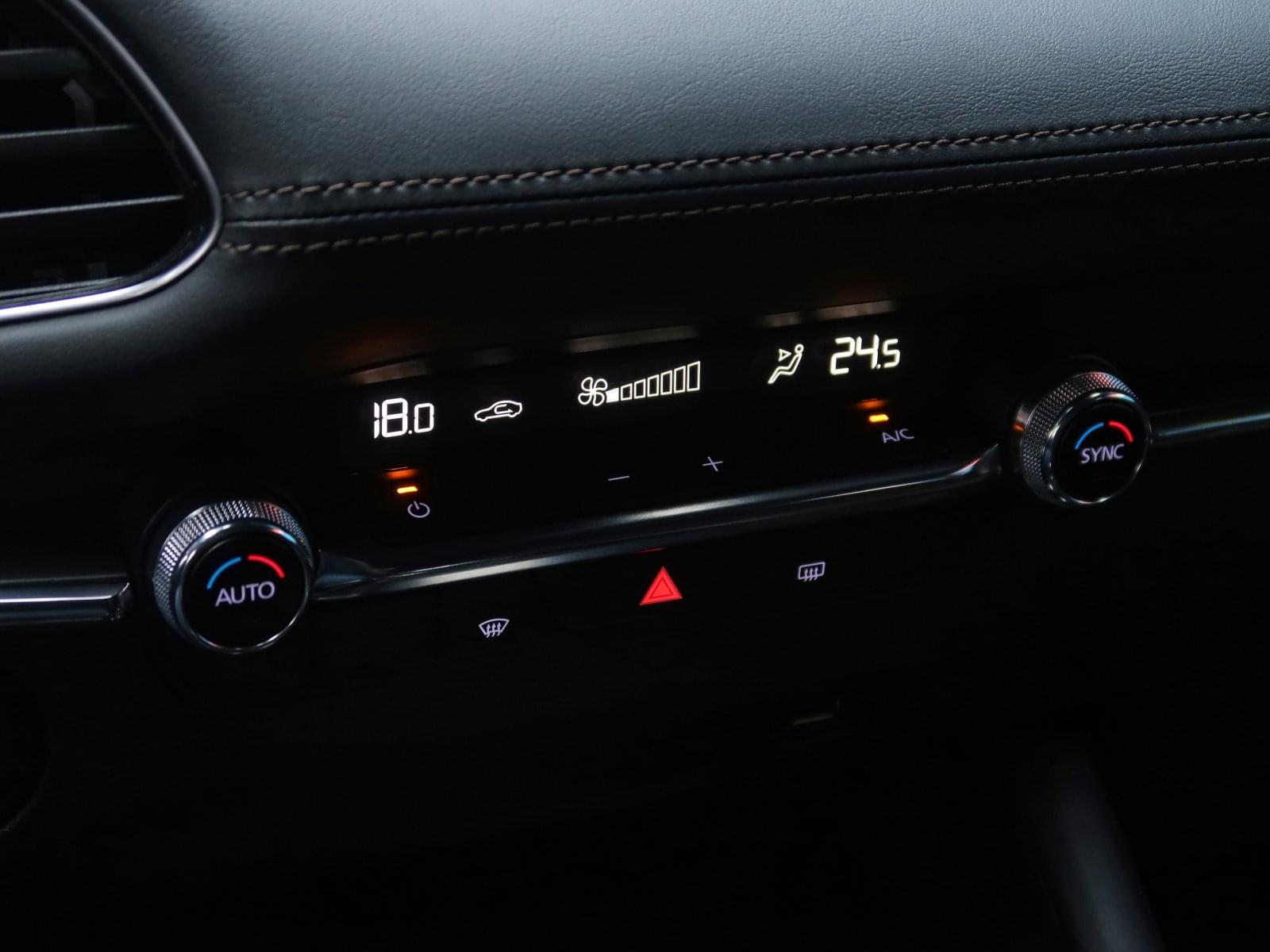 MAZDA MAZDA 3 e SKYACTIVE G 122CV ZENITH 39 
