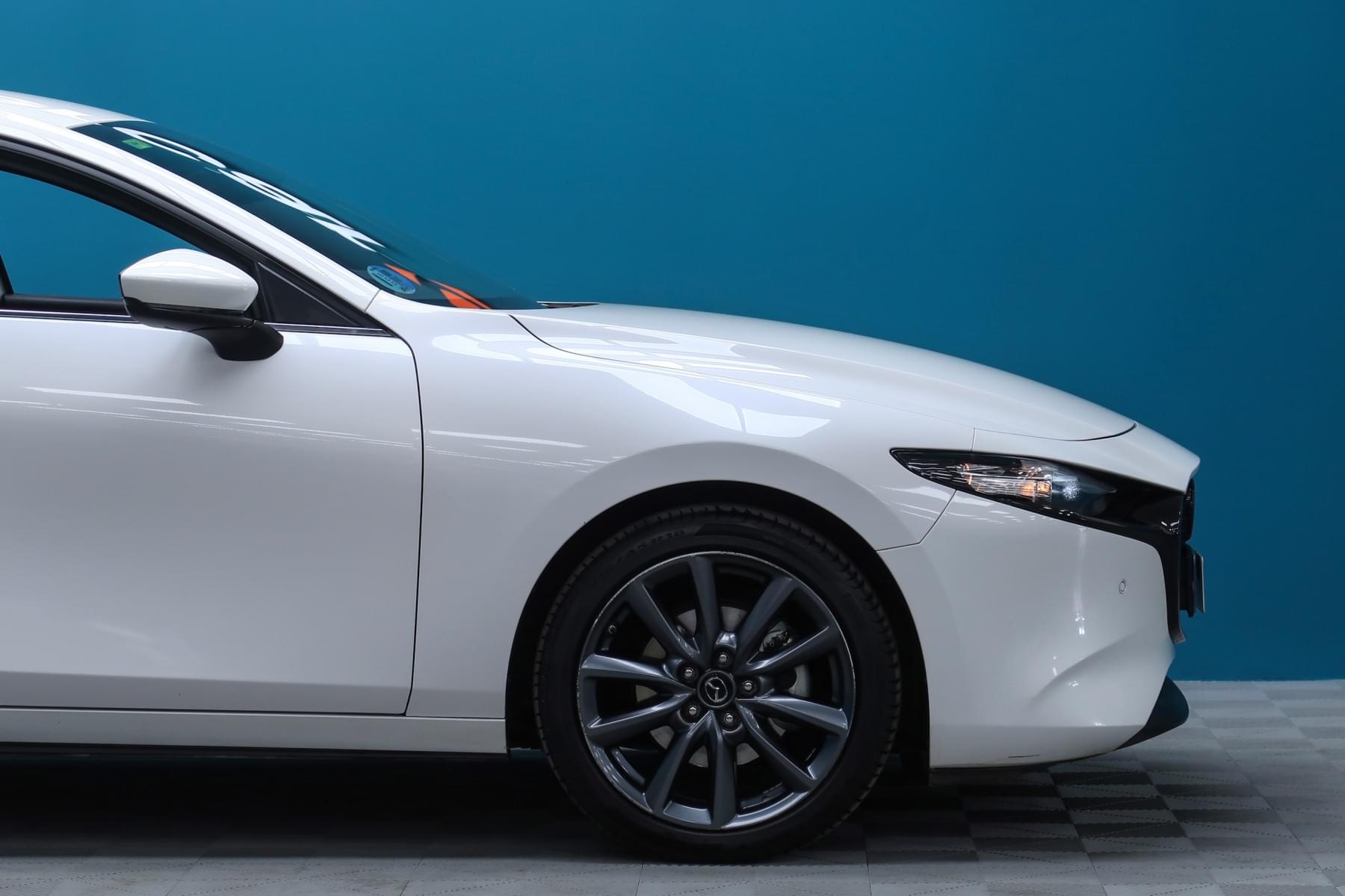 MAZDA MAZDA 3 e SKYACTIVE G 122CV ZENITH 6 