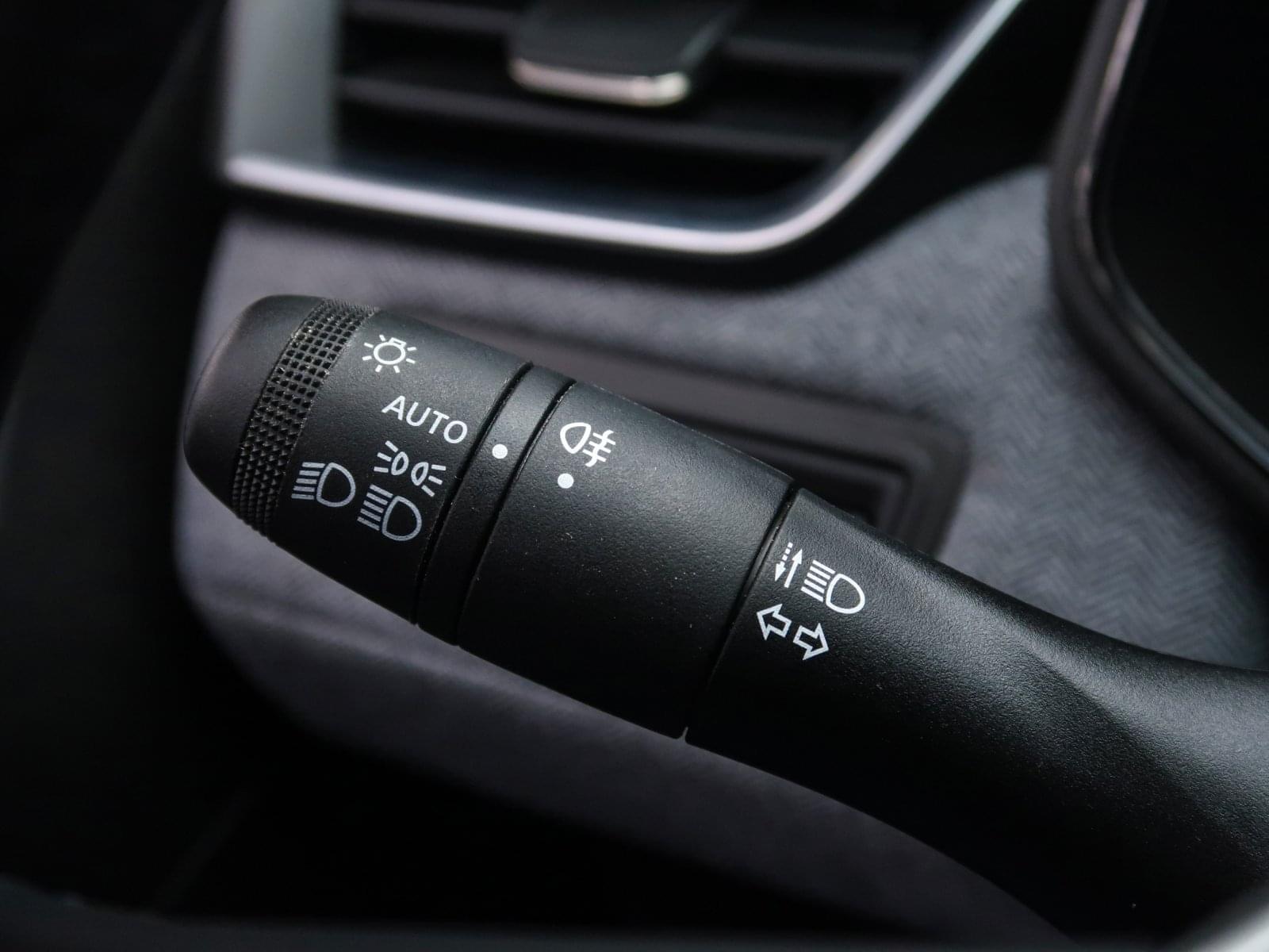 RENAULT CLIO TECHNO TCE 90 28 