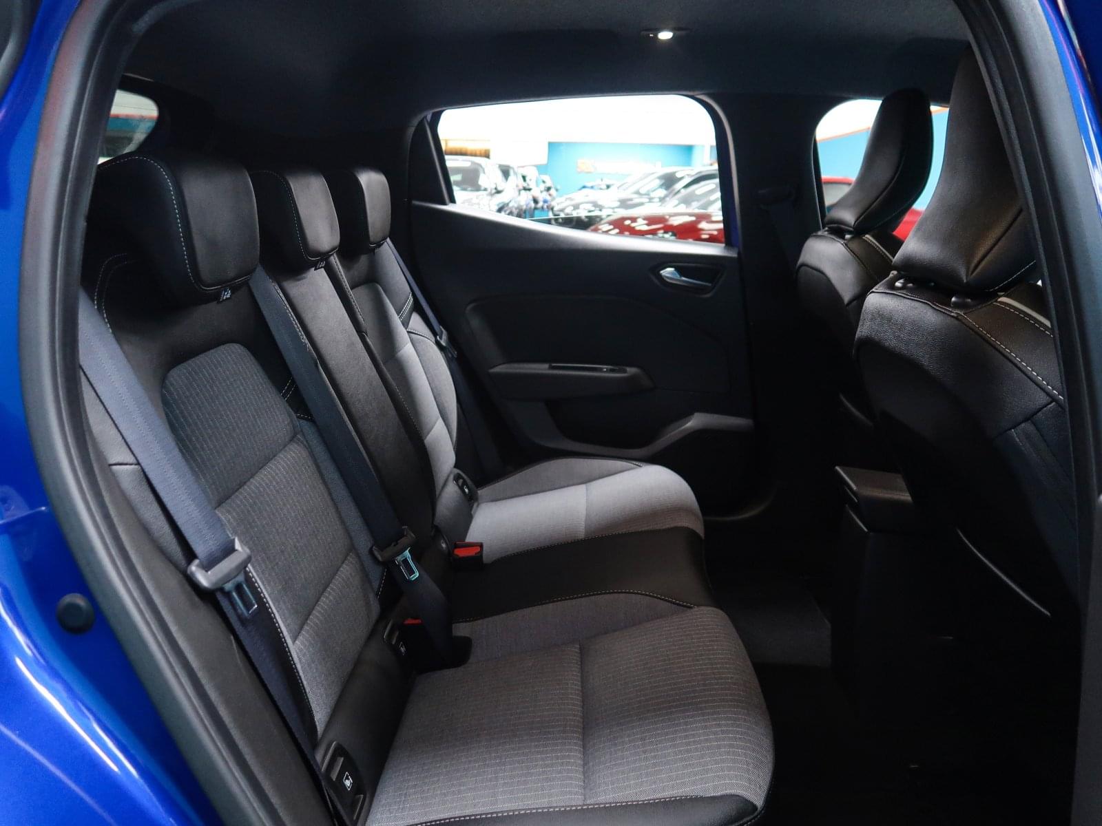 RENAULT CLIO TECHNO TCE 90 22 