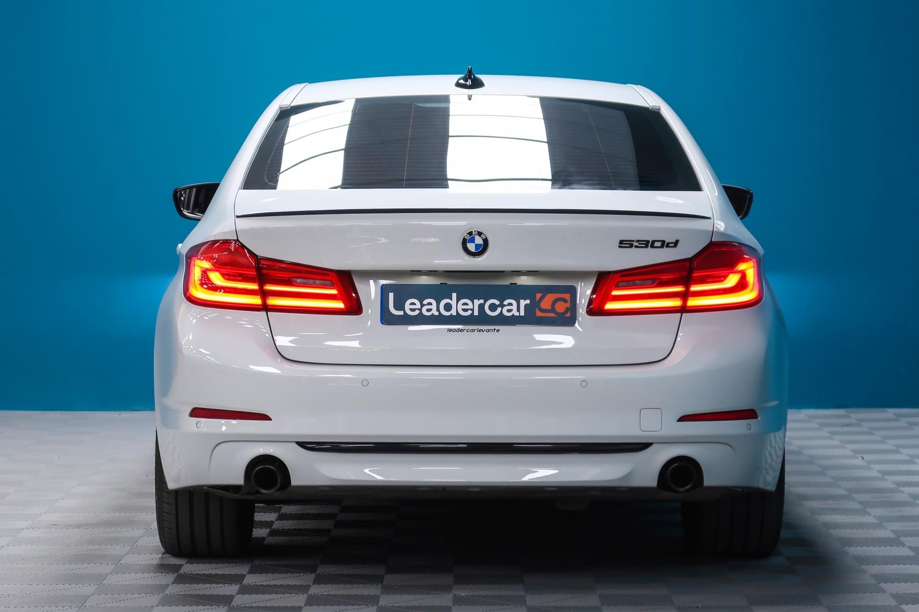 BMW SERIE 5 530DA SPORTLINE 265CVS 11