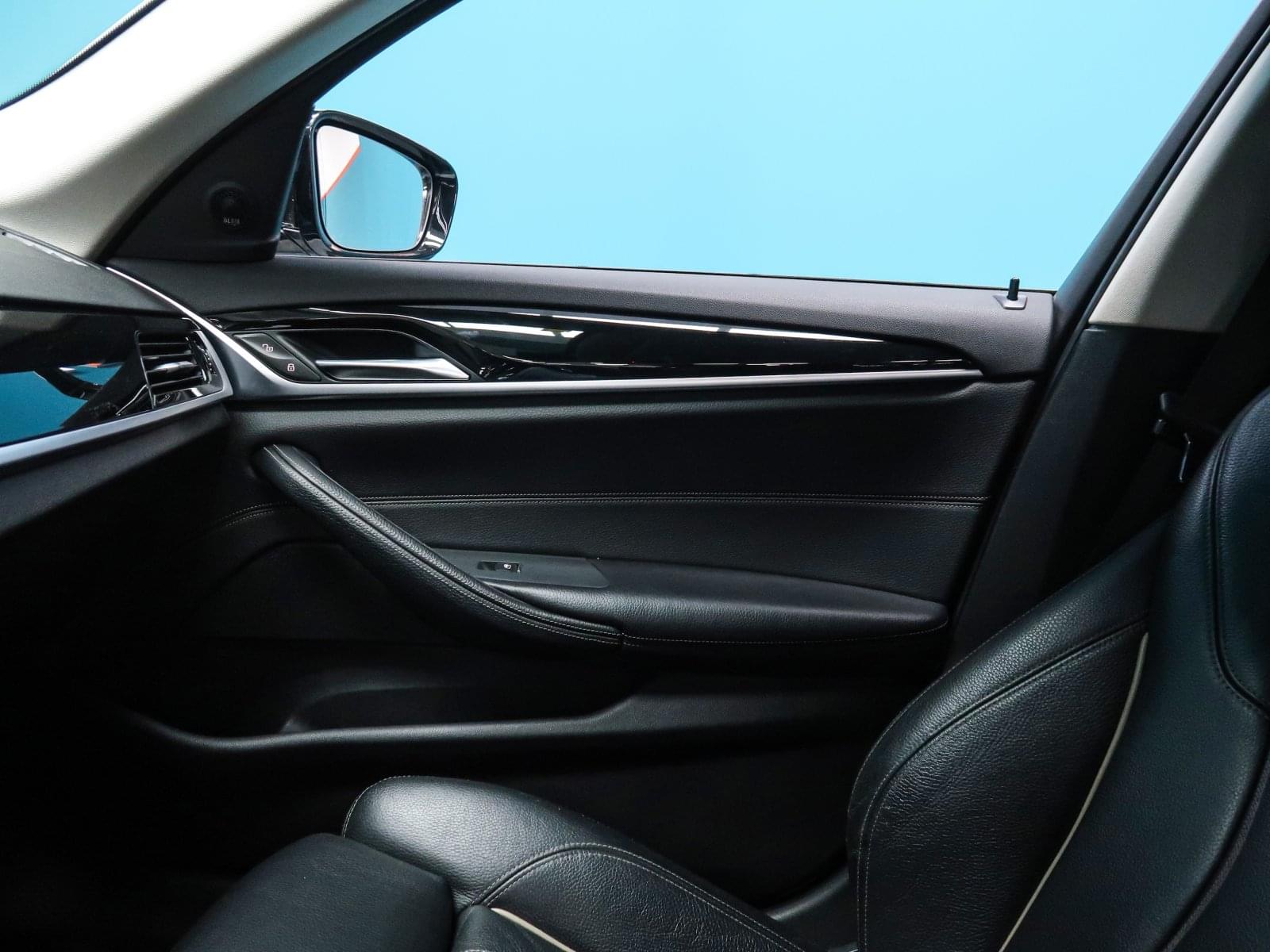 BMW SERIE 5 530DA SPORTLINE 265CVS 38