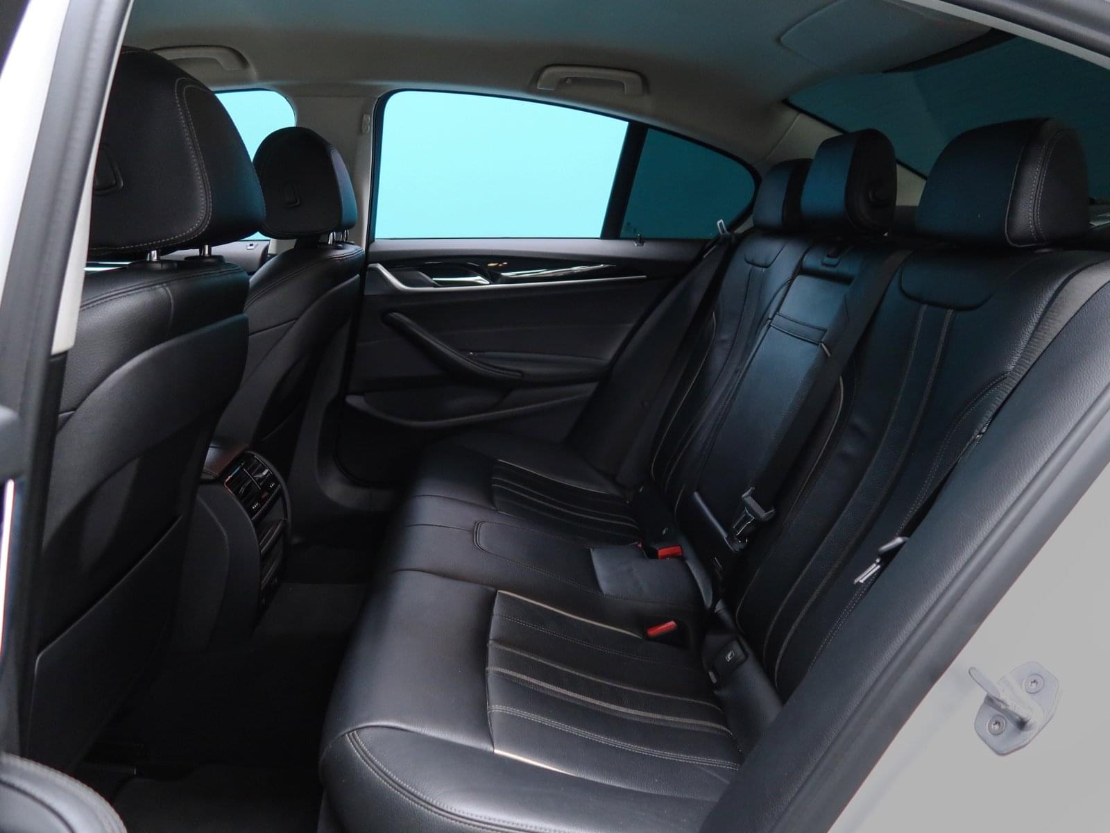 BMW SERIE 5 530DA SPORTLINE 265CVS 25