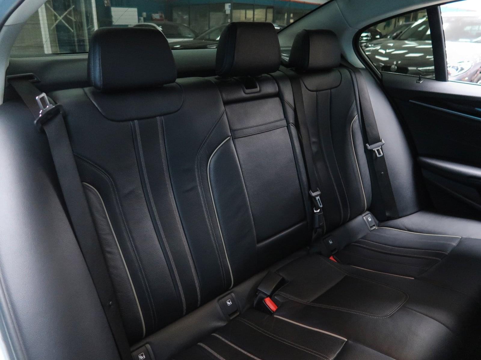 BMW SERIE 5 530DA SPORTLINE 265CVS 27