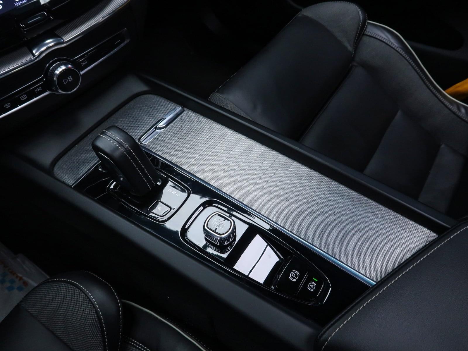 VOLVO XC60 2.0 T8 AWD RECHARGE POLESTAR 405 CV 49 