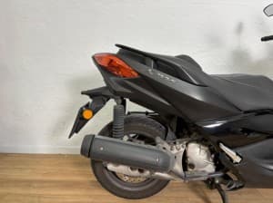 Comprar YAMAHA XMAX 125 TECH MAX 2020 de segunda mano YAMAHA XMAX 125 TECH MAX 2020 de segunda mano