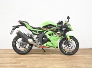 KAWASAKI NINJA 125 2023 de segunda mano
