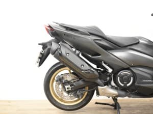 Comprar YAMAHA TMAX 560 TECH MAX 2021 de segunda mano YAMAHA TMAX 560 TECH MAX 2021 de segunda mano
