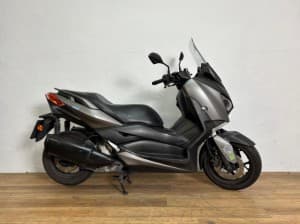 Comprar YAMAHA XMAX 300 2017 de segunda mano YAMAHA XMAX 300 2017 de segunda mano
