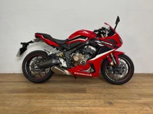 HONDA CBR 650 R (A2) 2021 de segunda mano