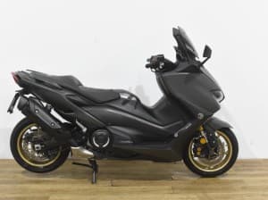 Comprar YAMAHA TMAX 560 TECH MAX 2020 de segunda mano YAMAHA TMAX 560 TECH MAX 2020 de segunda mano