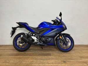 Comprar YAMAHA YZF R3 2022 de segunda mano YAMAHA YZF R3 2022 de segunda mano