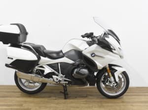 Comprar BMW R 1250 RT (IVA) (CONF. PACK + 3 MALET.)(Revi. 70K) 2022 de segunda mano BMW R 1250 RT (IVA) (CONF. PACK + 3 MALET.)(Revi. 70K) 2022 de segunda mano
