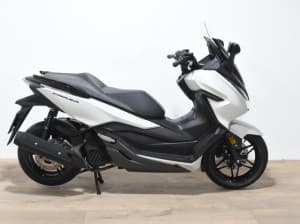 HONDA FORZA 125 2018 de segunda mano