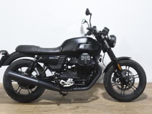 MOTO GUZZI V7 III STONE 2021 de segunda mano