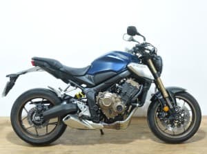 Comprar HONDA CB 650 R (A) 2022 de segunda mano HONDA CB 650 R (A) 2022 de segunda mano