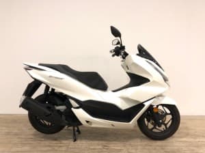 Comprar HONDA PCX 125 2022 de segunda mano HONDA PCX 125 2022 de segunda mano