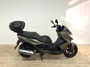Comprar KAWASAKI J125 (TOP CASE) 2019 de segunda mano KAWASAKI J125 (TOP CASE) 2019 de segunda mano