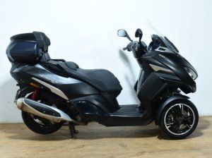 PEUGEOT METROPOLIS 400 SW 2023 de segunda mano