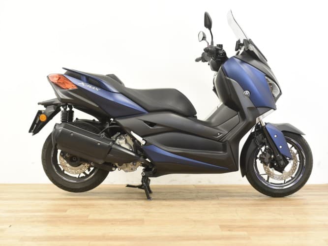 YAMAHA XMAX 300 2020 de segunda mano