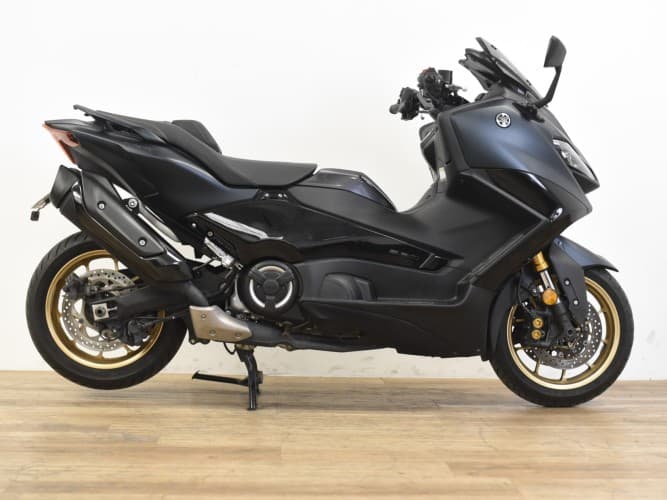 YAMAHA TMAX 560 TECH MAX 2022 de segunda mano