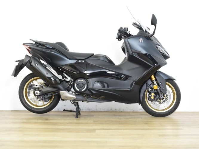 YAMAHA TMAX 560 TECH MAX 2022 de segunda mano