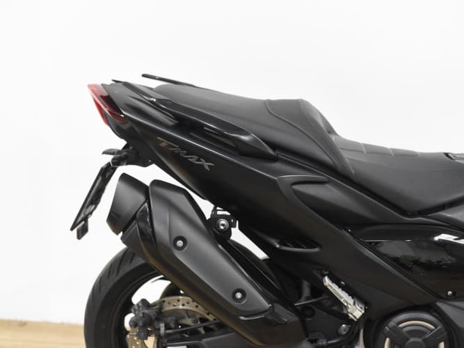 YAMAHA TMAX 560 TECH MAX 2020 de segunda mano