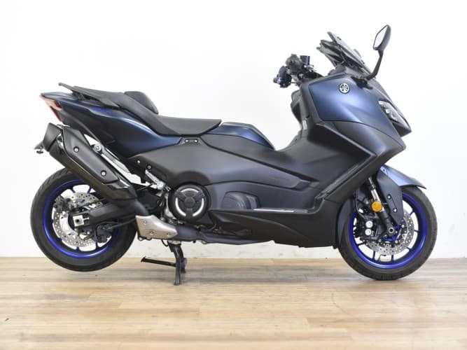 YAMAHA TMAX 560 2023 de segunda mano