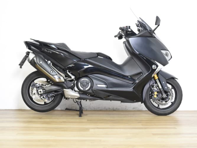 YAMAHA TMAX 530 SX 2019 de segunda mano