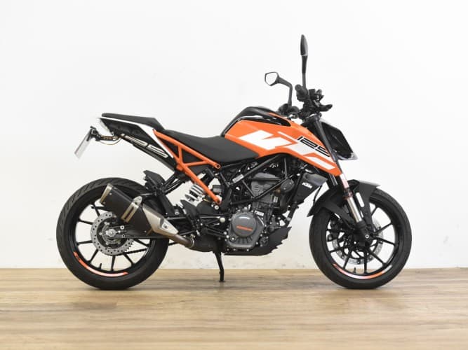 KTM DUKE 125 2021 de segunda mano