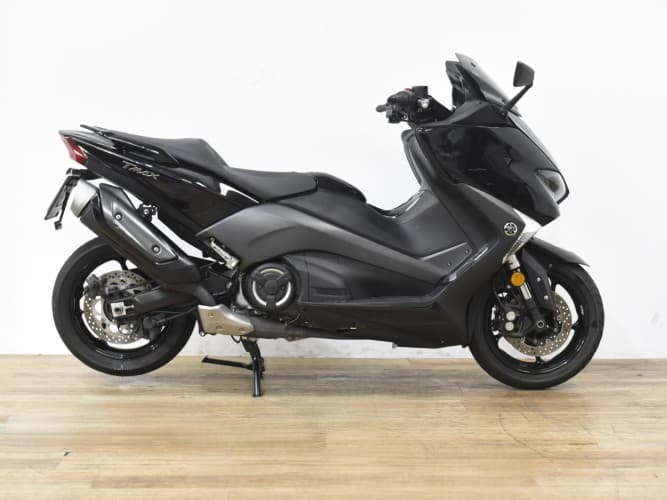 YAMAHA TMAX 530 2017 de segunda mano