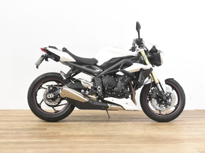 TRIUMPH STREET TRIPLE 2016 de segunda mano