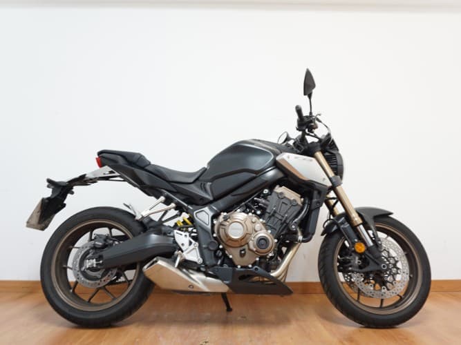 HONDA CB 650 R A 2021 de segunda mano