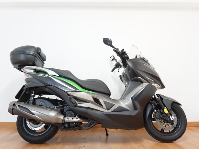 KAWASAKI J300 2014 de segunda mano