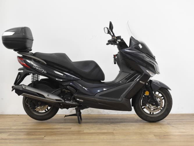 KYMCO GRAND DINK 300 2016 de segunda mano