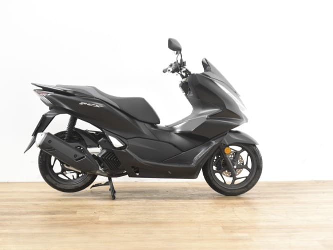 HONDA PCX 125 2022 de segunda mano