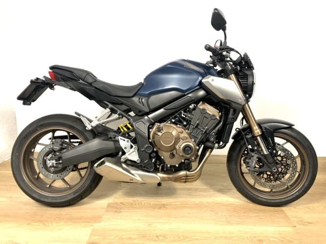 HONDA CB 650 R A2 2020 de segunda mano