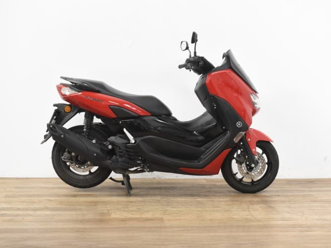 YAMAHA NMAX 125 2024 de segunda mano