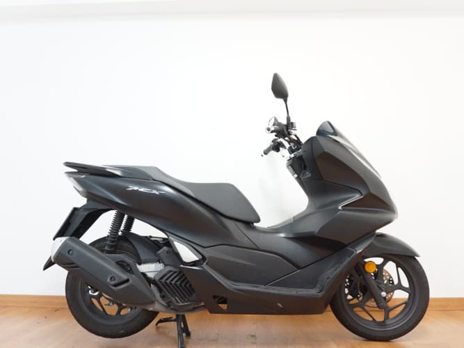 HONDA PCX 125 2022 de segunda mano