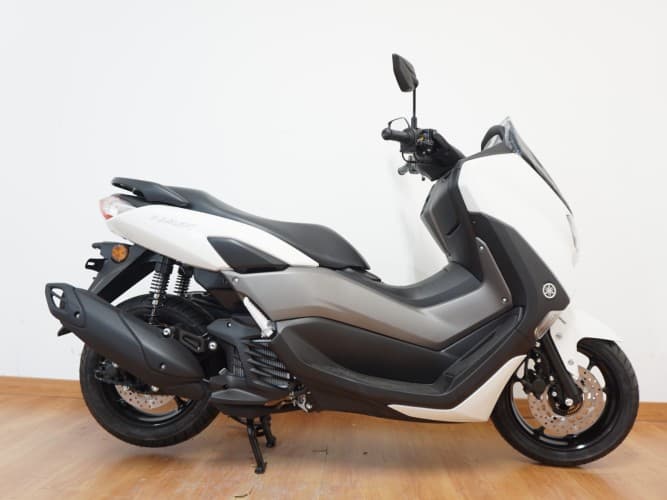 YAMAHA NMAX 125 (km 0 - Entrega inmediata) 2024 de segunda mano