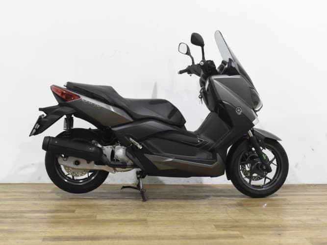 YAMAHA XMAX 125 2015 de segunda mano